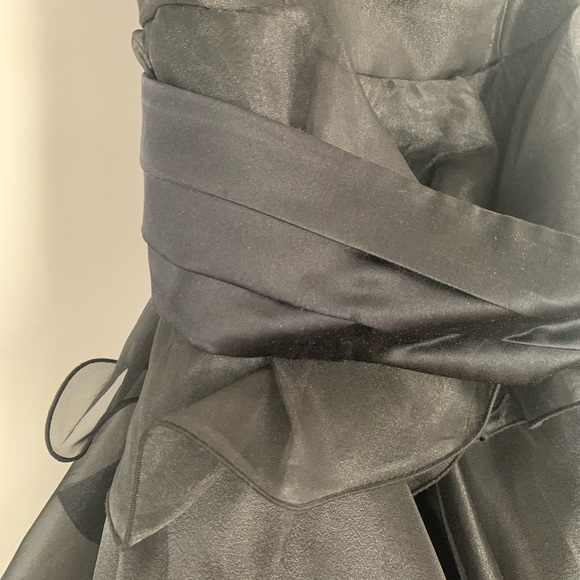 Betsey Johnson one shoulder ruffle dress - Picture 4 of 4